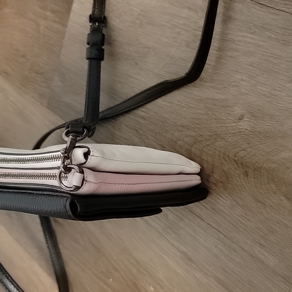 Coach Tri Color Crossbody - Picture 3 of 5